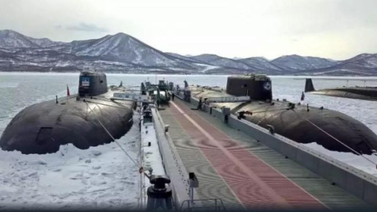 Западните медии: Всичките бойни глави на руските атомни подводници напуснаха базата във Вилючинск