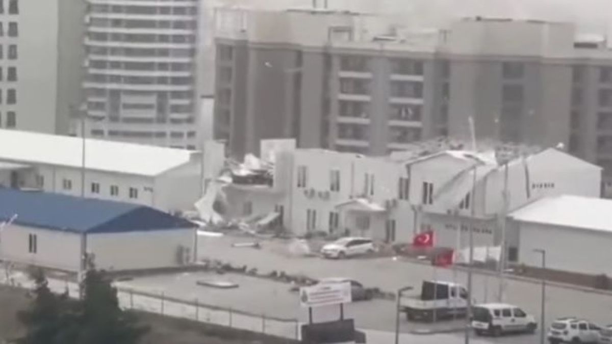 Жестоки бури в Турция ВИДЕО