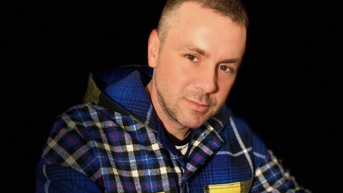 Депутат взривява Търново с купон, на който ще пее в деня на старта на парламента