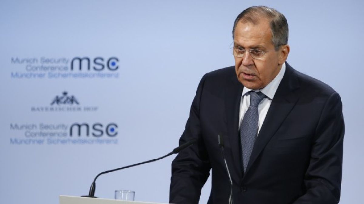 Лавров: НАТО разполага оръжия по границата, може да се стигне до война