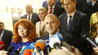 Ресторантьорите настояват за спешна среща с Радев