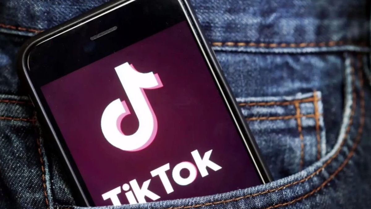 Нова мания в TikTok праща деца в болница, родителите да внимават