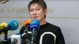 Везиева иска главите на тримата членове на Съвета на директорите на ДКК