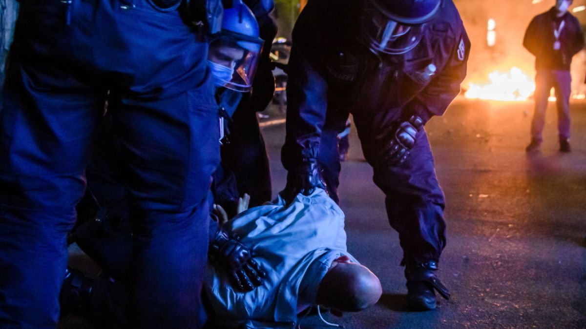 Арестуваха 12 български граждани в Германия за престъпления за милиони 