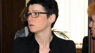 Изненада: Не могат да махнат "Почтената дама" от ДКК 