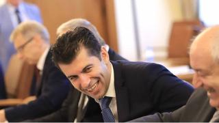 Политолог: Още днес трябва да набием канчето на Кирил Петков, за да не се мисли за... 