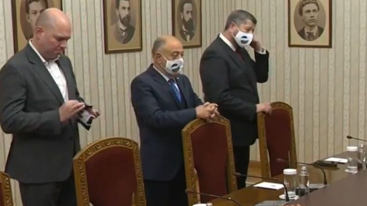 ДБ влязоха при Радев с кадрови претенции и посочиха негови грешки в тайните служби