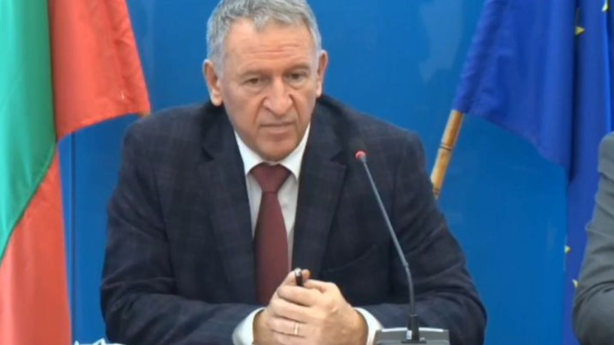 Кацаров се оправда за превръщането на болница "Лозенец" в детска ВИДЕО