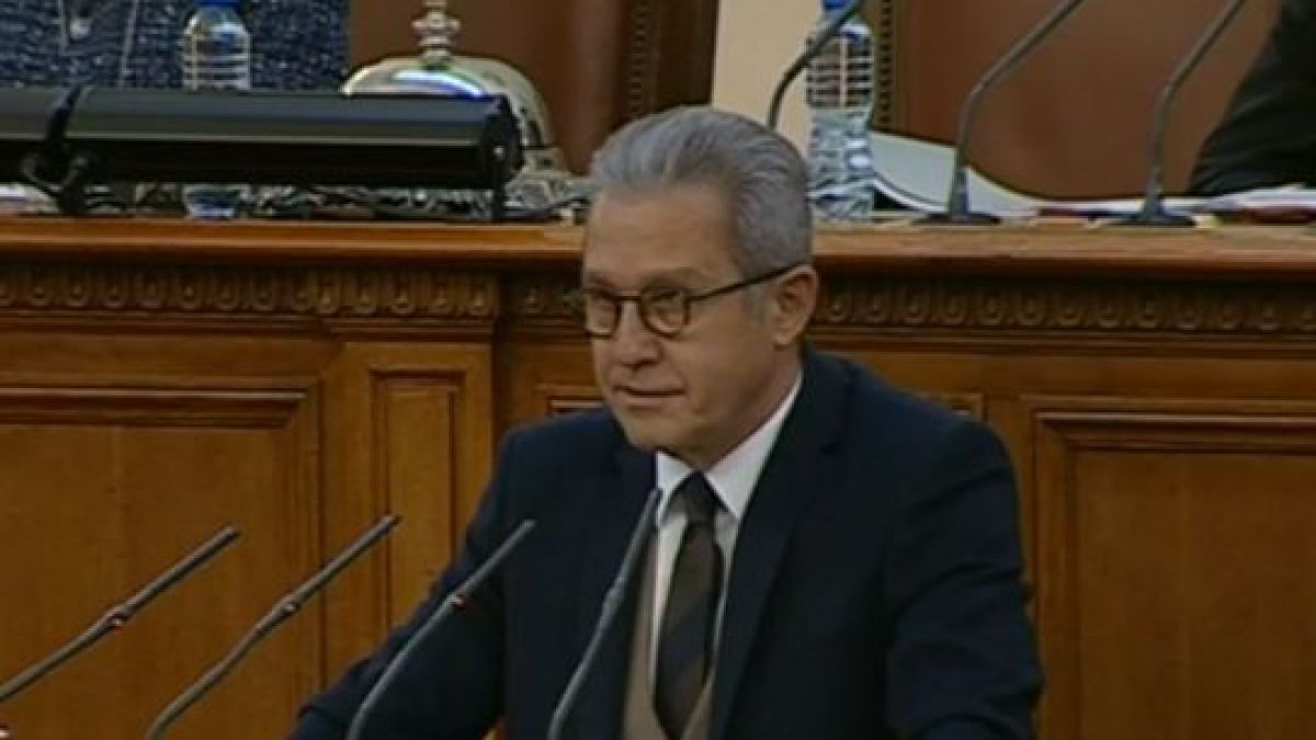 Скандалът ескалира! Гонят Минеков от НС, Йордан Цонев го хока за невиждана наглост!