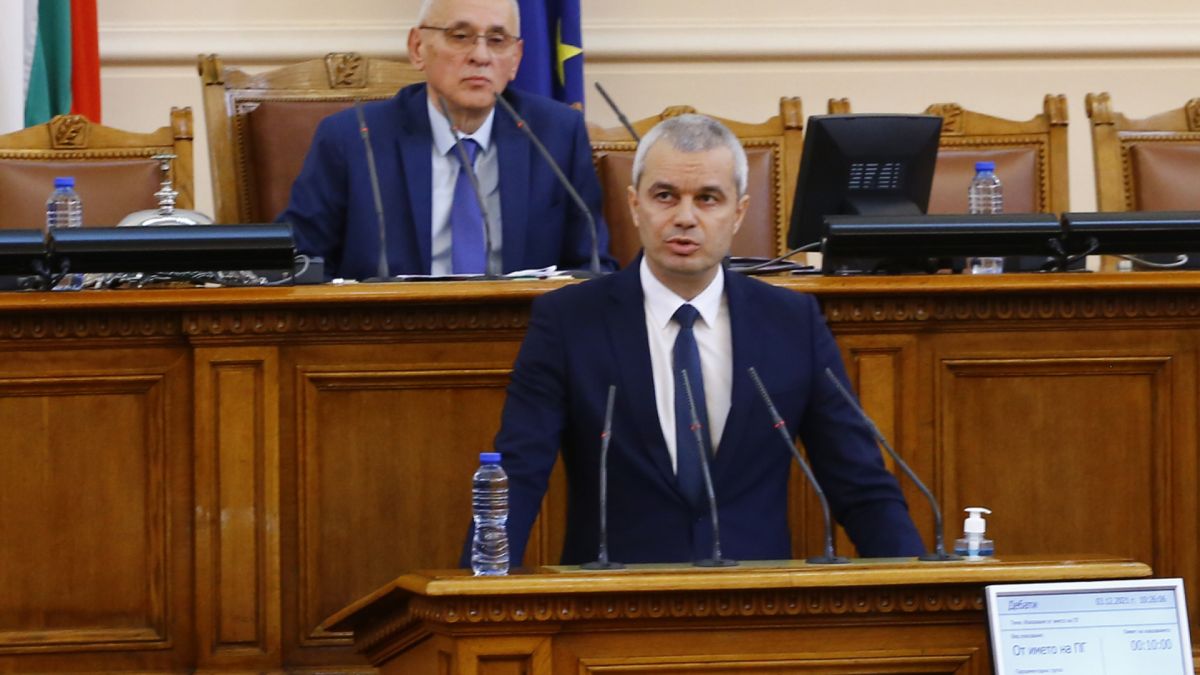 Костадин Костадинов каза кое е единственото хубаво в коментара за Петков
