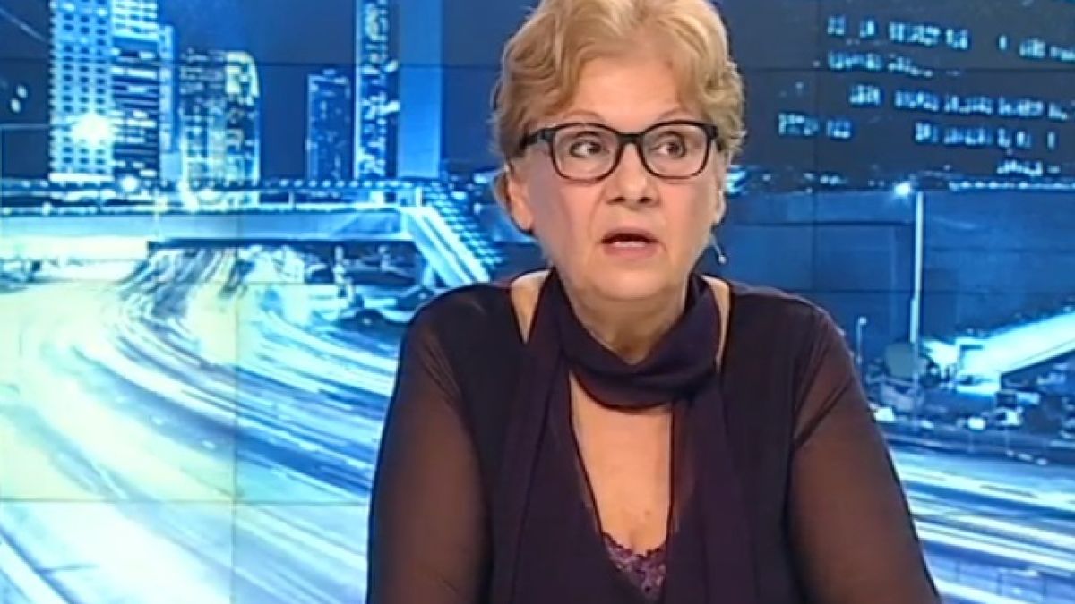 Комитова каза кога ще е готова АМ "Хемус" 