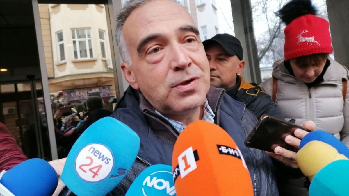 Искри прехвърчат в БСП преди Националния съвет