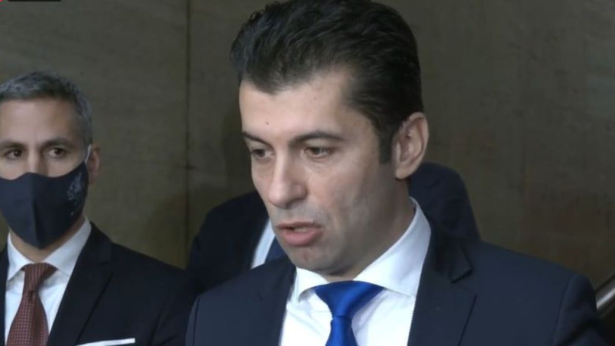 Кирил Петков с изненадваща рокада в последния момент в бъдещия кабинет ВИДЕО