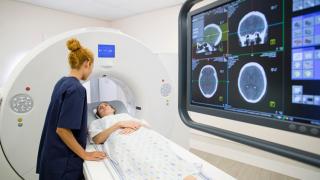 Увеличават процедурите, които НЗОК ще плаща