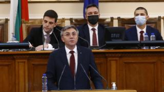 Карадайъ смълча парламента и България с този стих и апел!