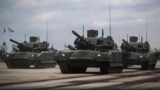 US експерти: Русия ще стигне до Днепър най-много за 96 часа, а САЩ...