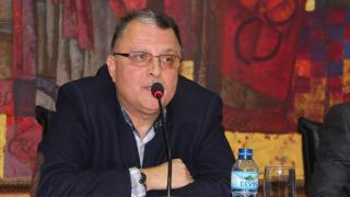 Велико Търново потъна в скръб