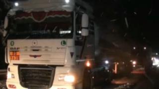 На подбалканския път София - Бургас положението е критично СНИМКИ