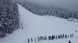 Ски сезонът в Мальовица бе открит с безплатни ски съоръжения, много музика и снежни игри