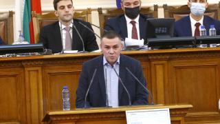 Ицо Хазарта за спрения газ: Сега Борисов да подари ново кученце на Путин
