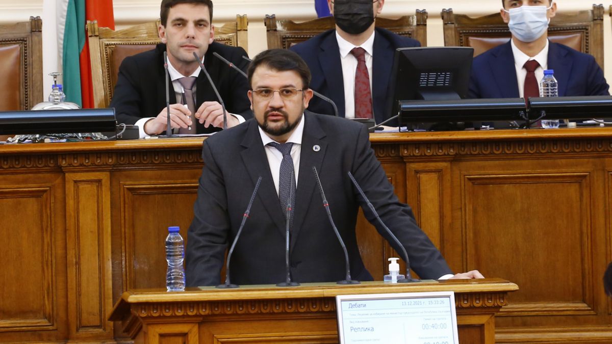 Настимир Ананиев се радва на притесненията на местните кметове