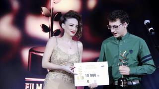 Награда за кино 355  на Фондация "Стоян Камбарев" предизвиква младите филмейкъри за четвърта поредна година СНИМКИ