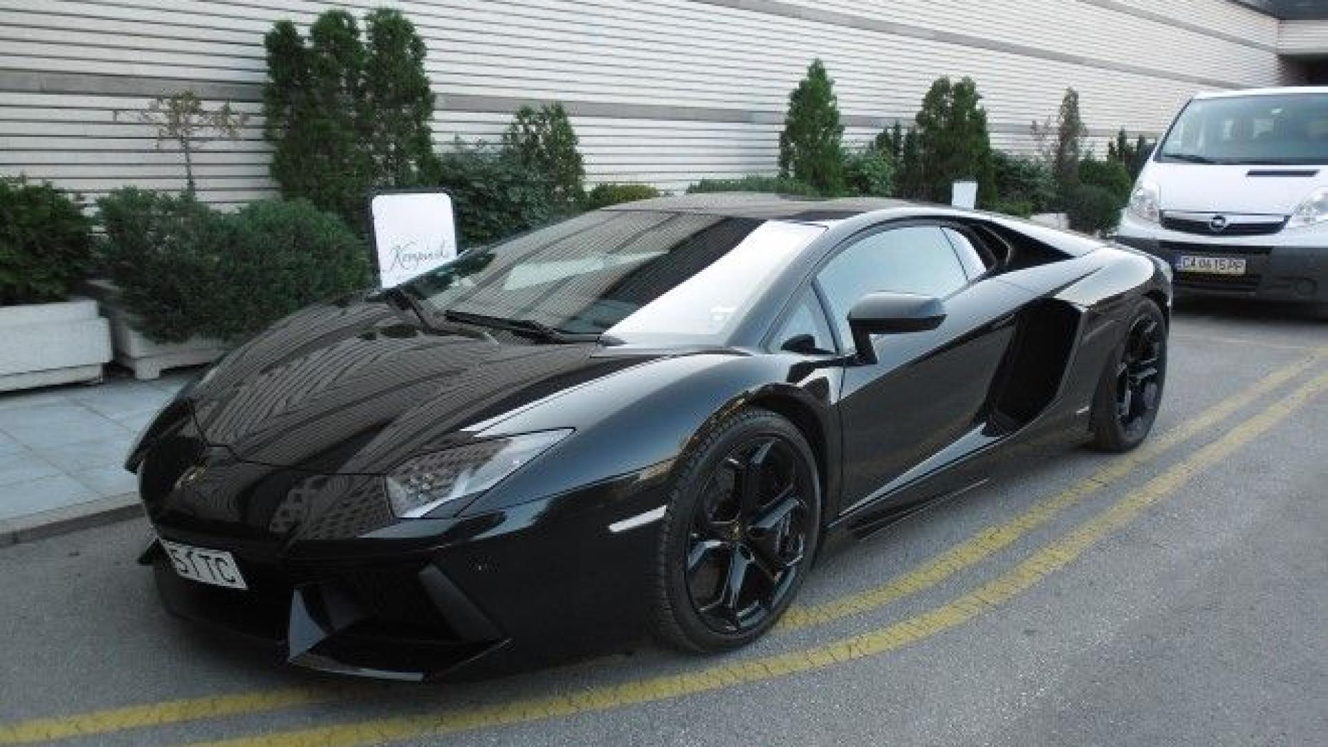 Данъчните погват собствениците на хубави автомобили с акция "Скъпи коли" 