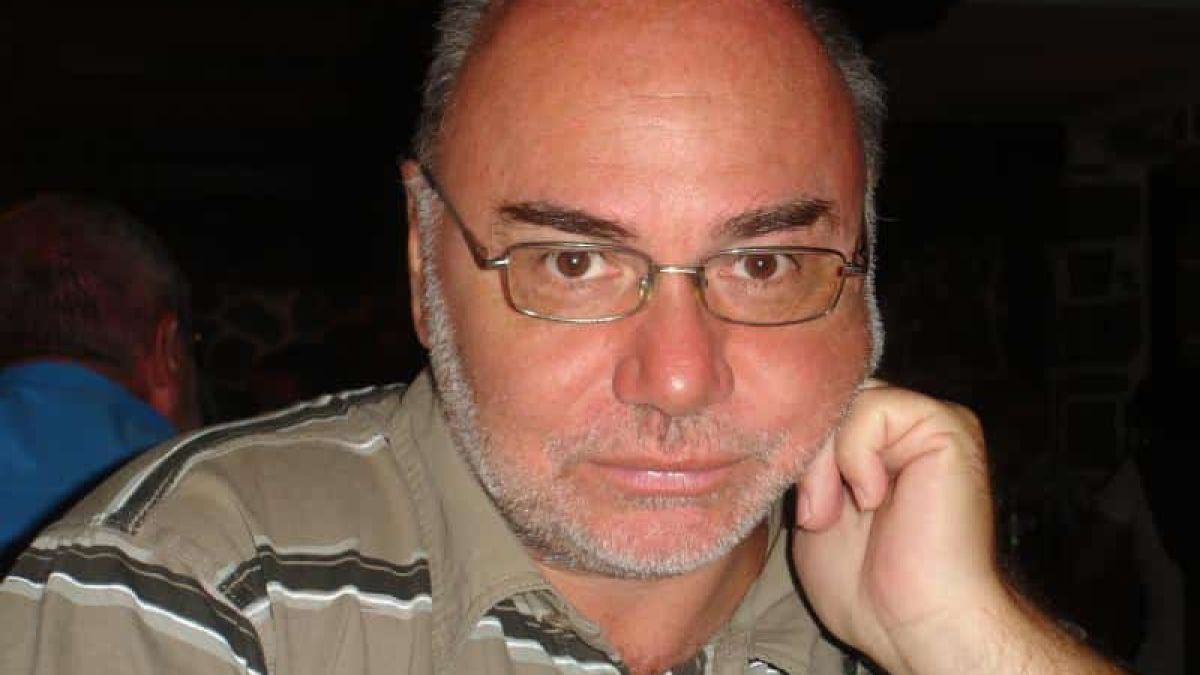 Близък до Радев журналист нахока ИТН: По-кротко, че ще останете извън борда! 