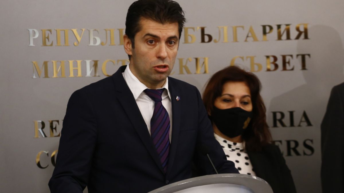 Кирил Петков готви големи рокади на губернатори, ето кого гласят в Русе