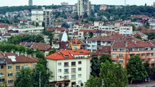 Бум на ипотечните кредити: Ще се спука ли балонът на пазара за имоти?