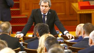 Свирепа свада в НС: ИТН напуснаха пленарната зала заради ПП, разкриха за заплахи БЛИЦ TV 