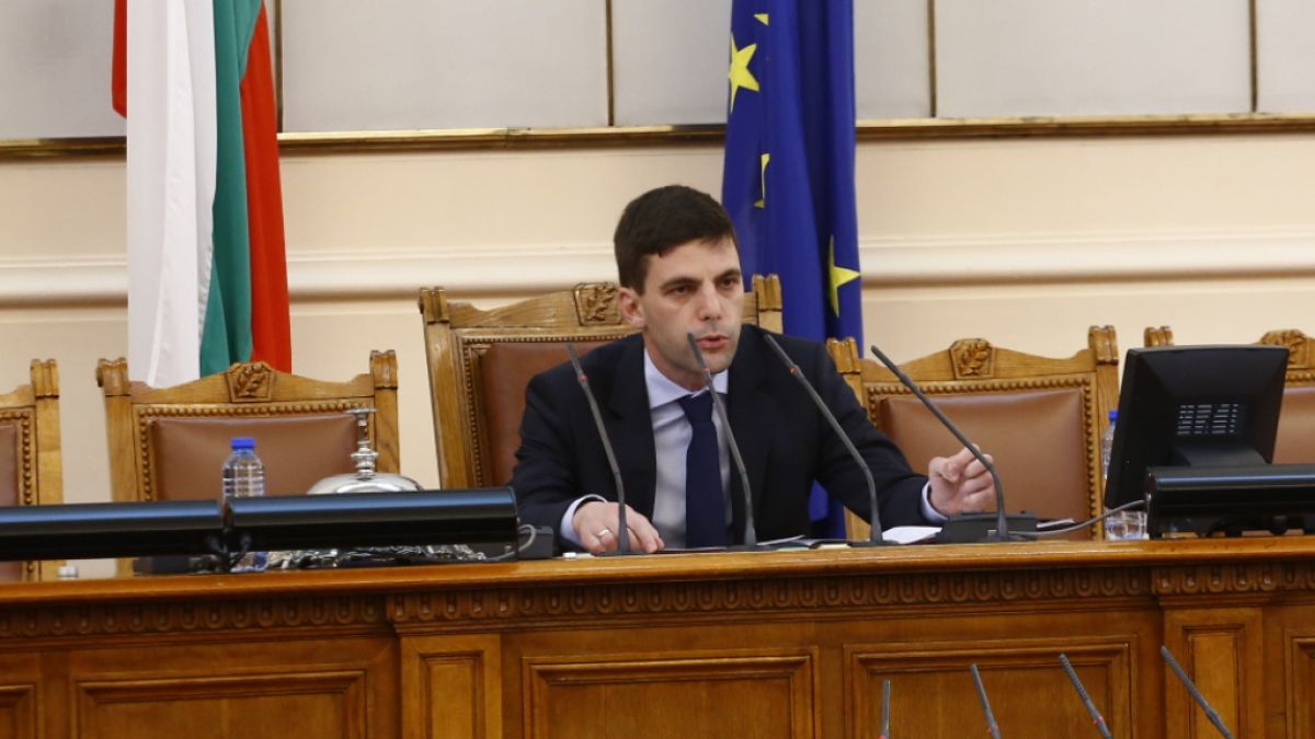 ИТН, ГЕРБ, ДПС и "Възраждане" се обединиха: Свалят Никола Минчев!