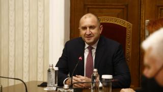 Човек на Радев разтърси политическите среди с това сравнение