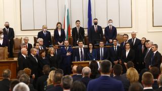 Петков наредил нов кабинет! Ето как са разпределени министерските кресла