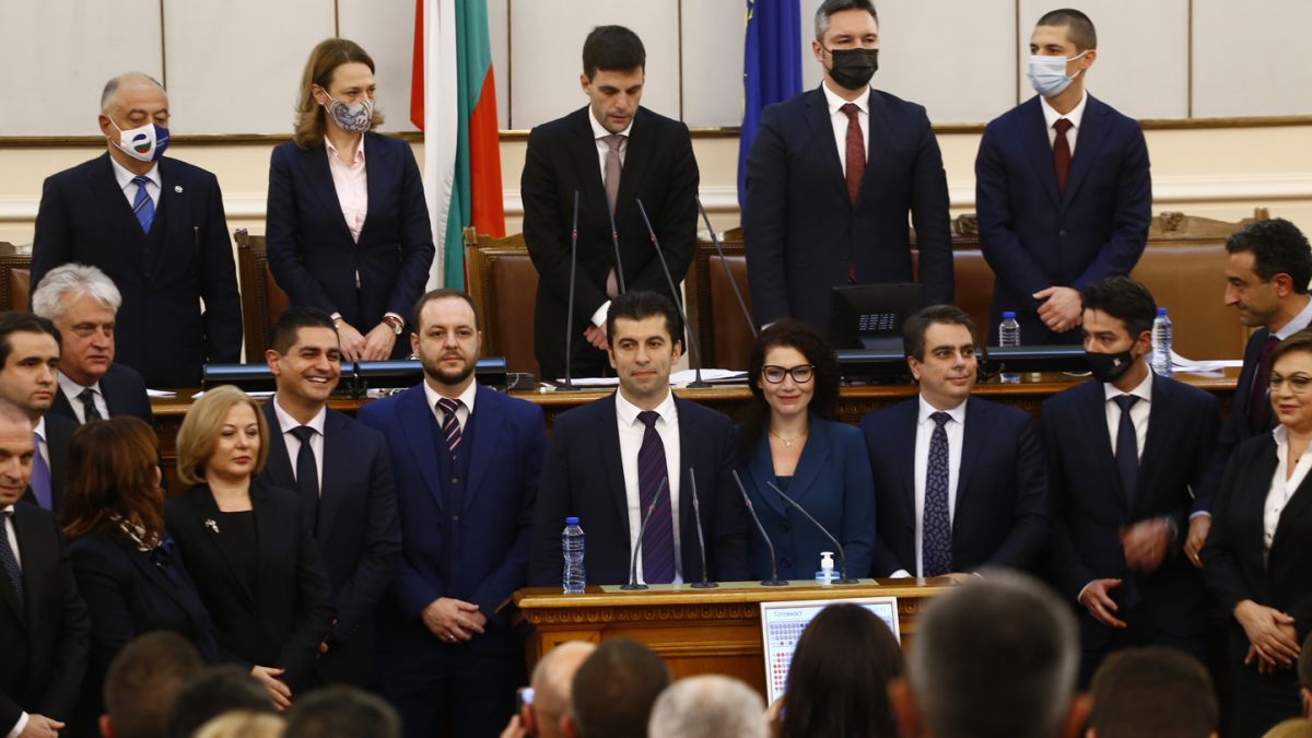 От „Да го д*хат бедните” до „просто Киро” - всичко за сеирите в 47-ото НС! ВИДЕО