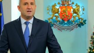 Радев не пропусна да намеси политиката в новогодишната си реч, но... ВИДЕО