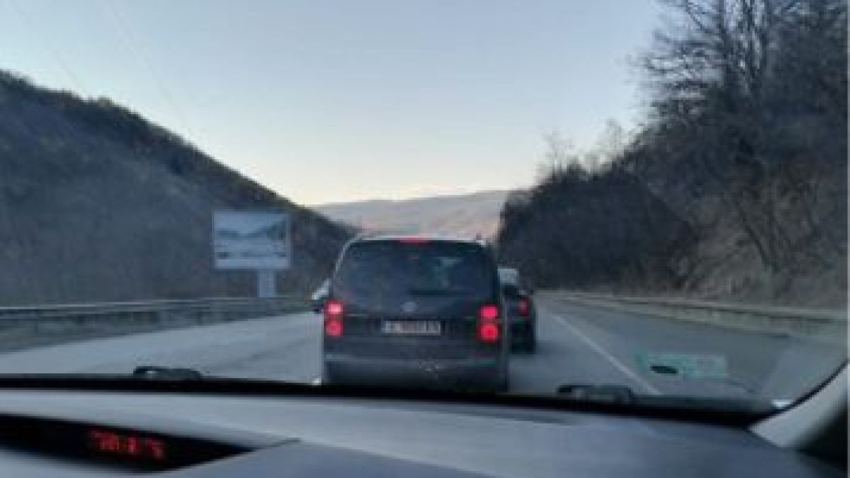 Сигнал до БЛИЦ: Ад за всички, които се връщат от Банско в момента СНИМКА