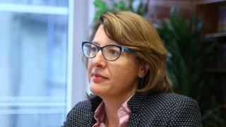 Петков заповядал на своя съветничка спешно да замине за Скопие с важна мисия
