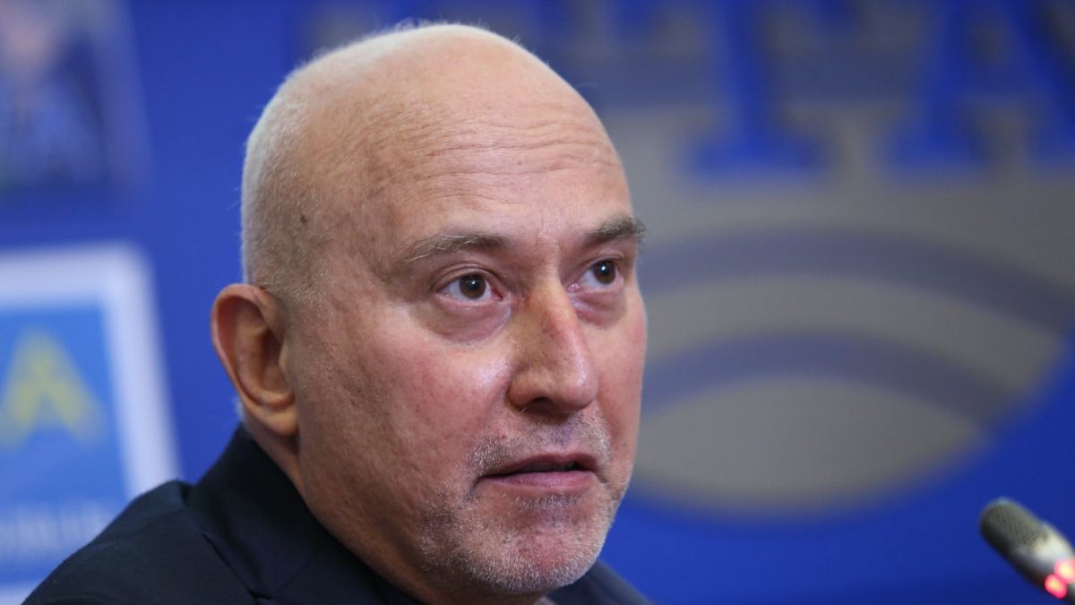 Проф. Огнян Кунчев: Несериозно е днес да се говори като доц. Мангъров