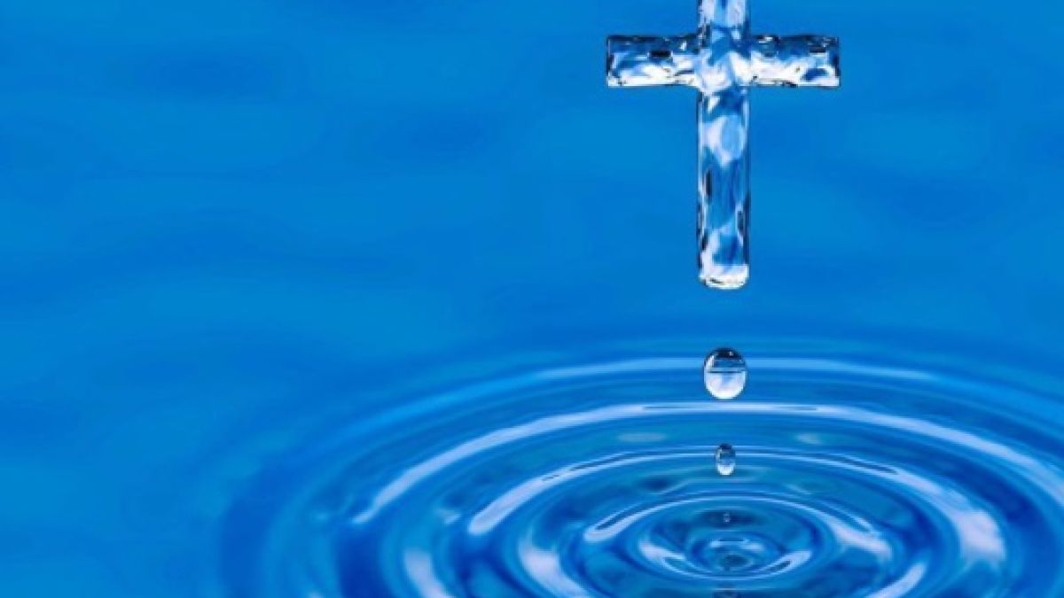 Истината за Богоявленската вода и изцеляващата й сила  