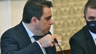 Министрите Василев и Николов слисаха всички с тези чаши за кафе СНИМКИ