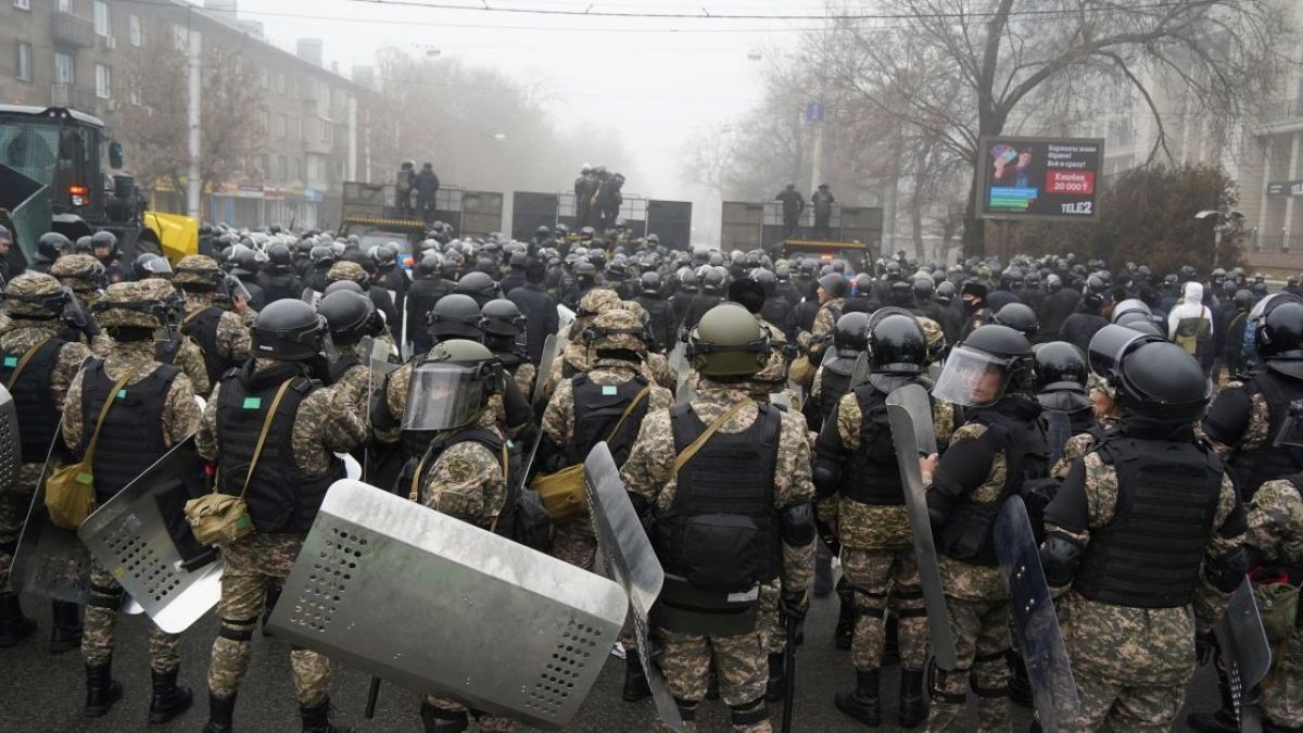 Гореща информация за миротворческите сили в Казахстан