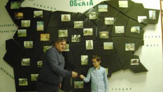 10-г пътешественик от София спечели кола, след като обиколи...