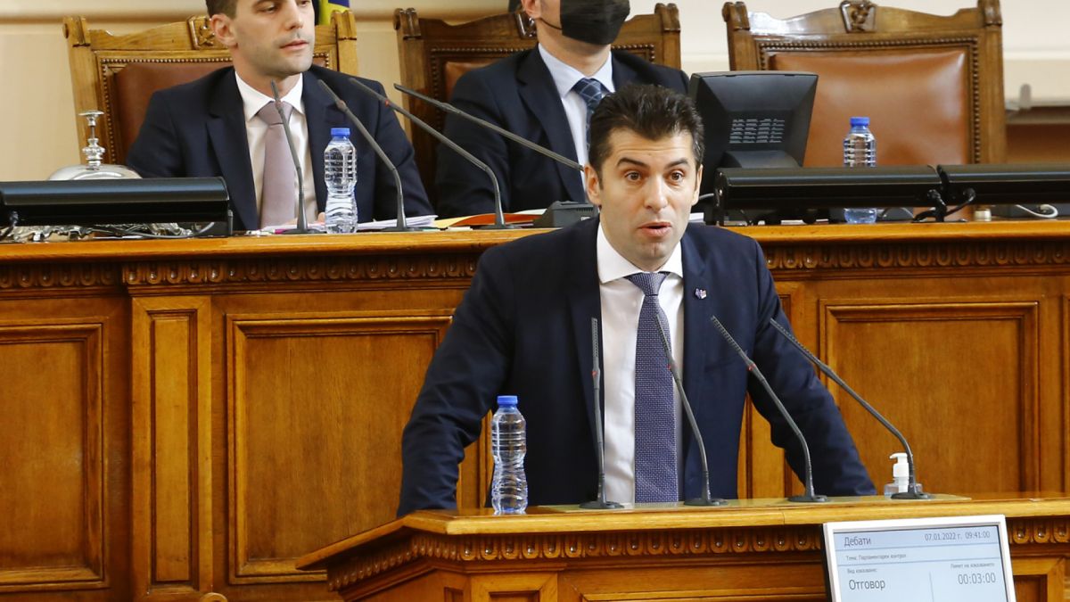 Петков отговори на ултиматума на Русия за изтеглянето на силите на НАТО от България