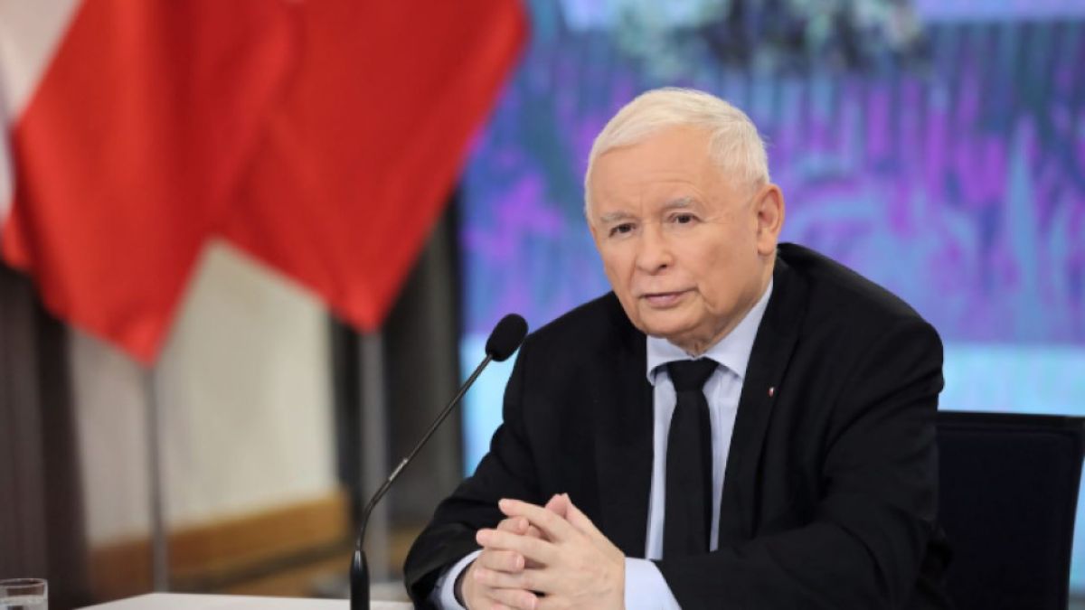 Полша призна, че използва израелски шпионски софтуер