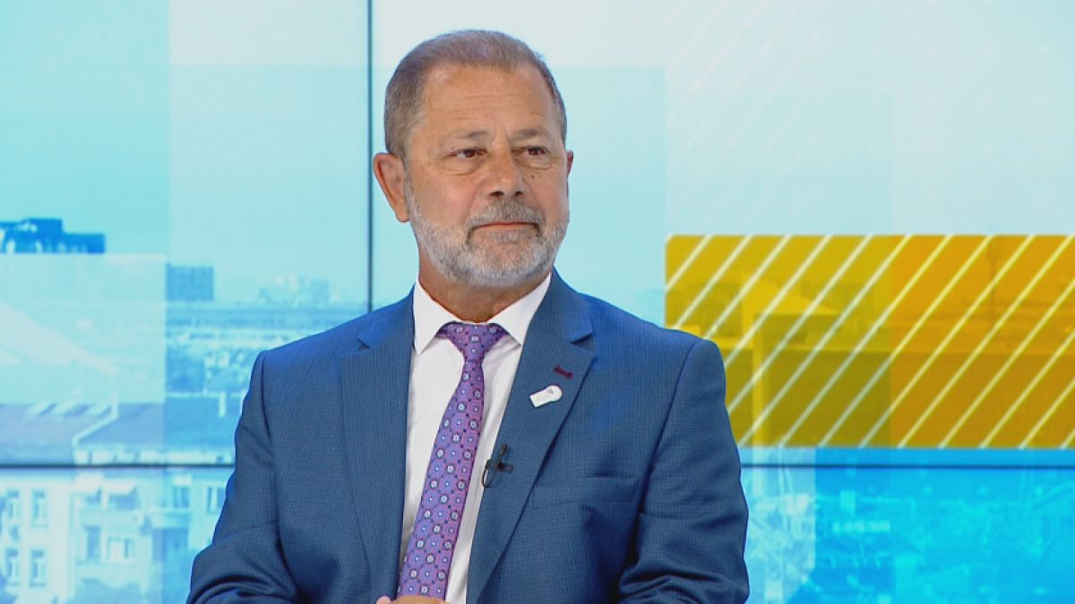 Шефът на НСИ с изненадващ коментар за катастрофалното намаление на населението у нас