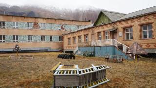 Тайната бърлога на КГБ в призрачния руски град Пирамида