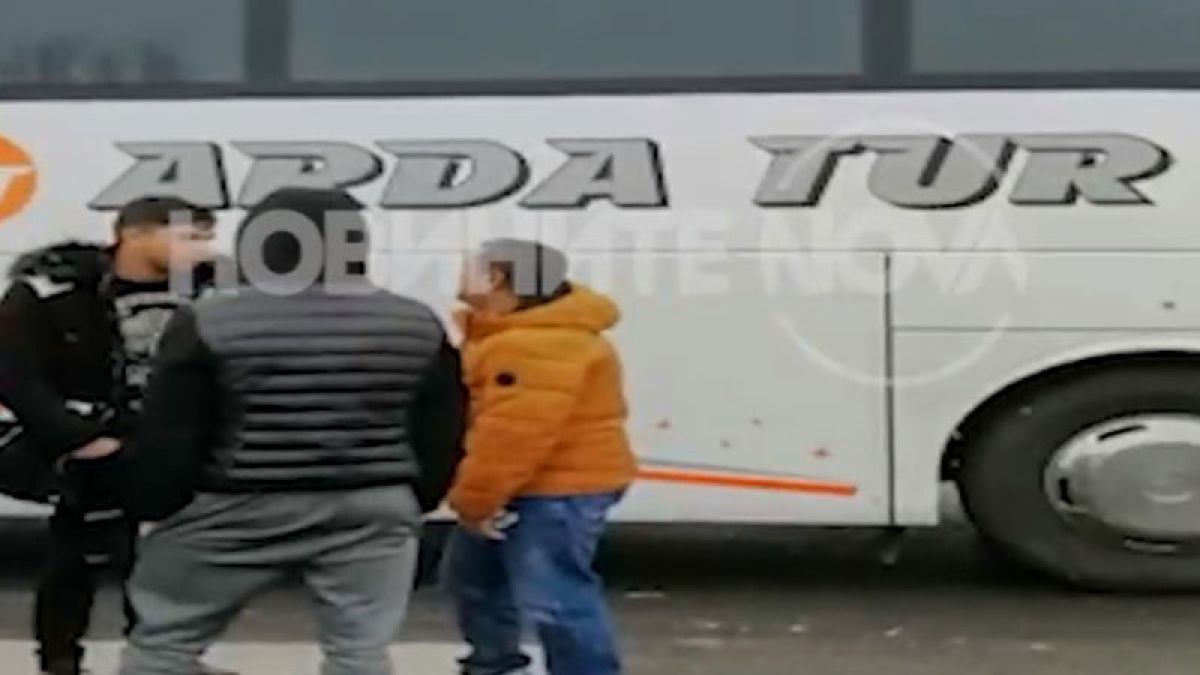 Над 20 часа нашенци са блокирани на сръбско-унгарската граница