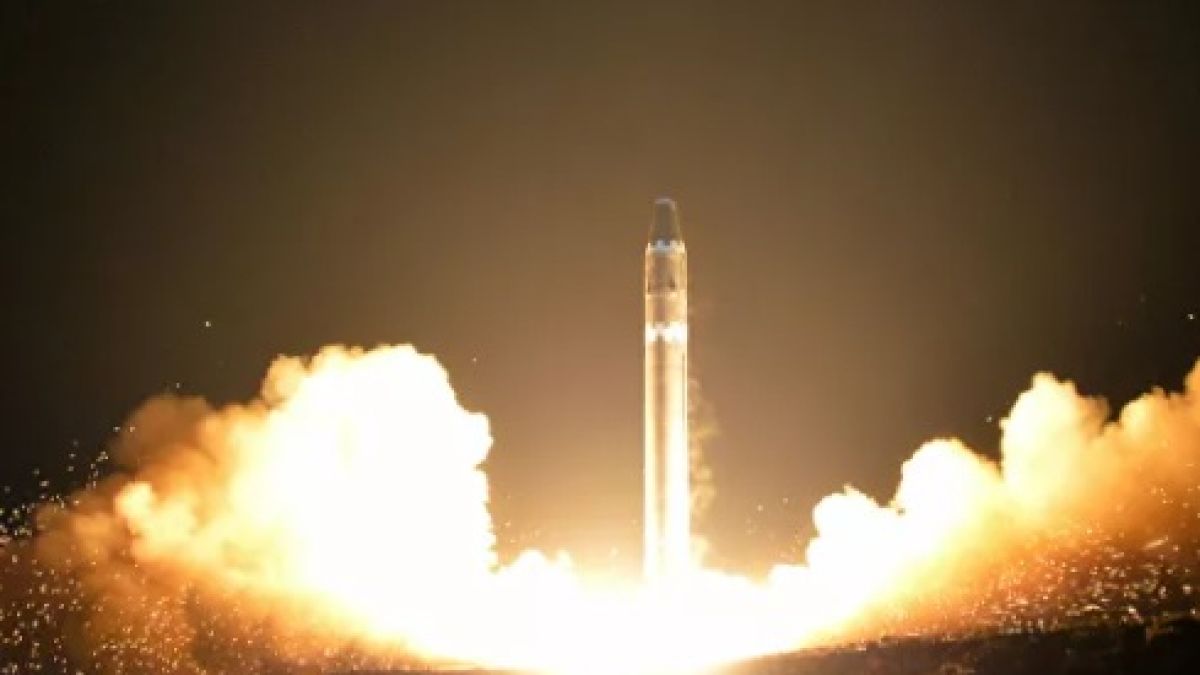 Северна Корея отново изстреля ракета в Японско море