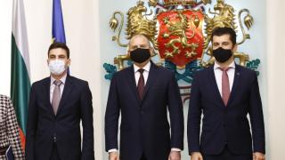 Куриоз: Радев не свика КСНС за К-19, а той може да му изяде главата